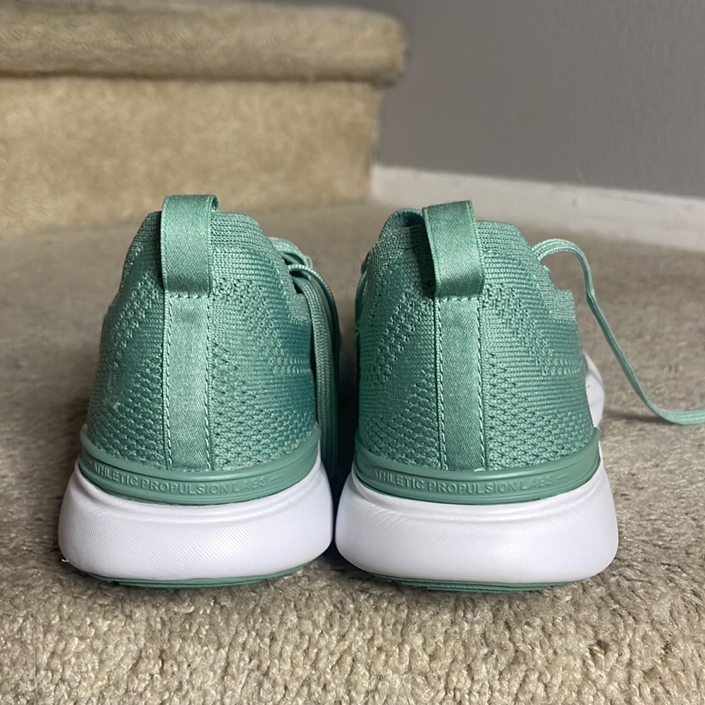 APL TechLoom Breeze Knit Running Shoe Size 7.5 - Picture 6 of 8